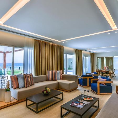 Sealine Beach, A Murwab Resort Mesaieed Exteriör bild A suite at the hotel
