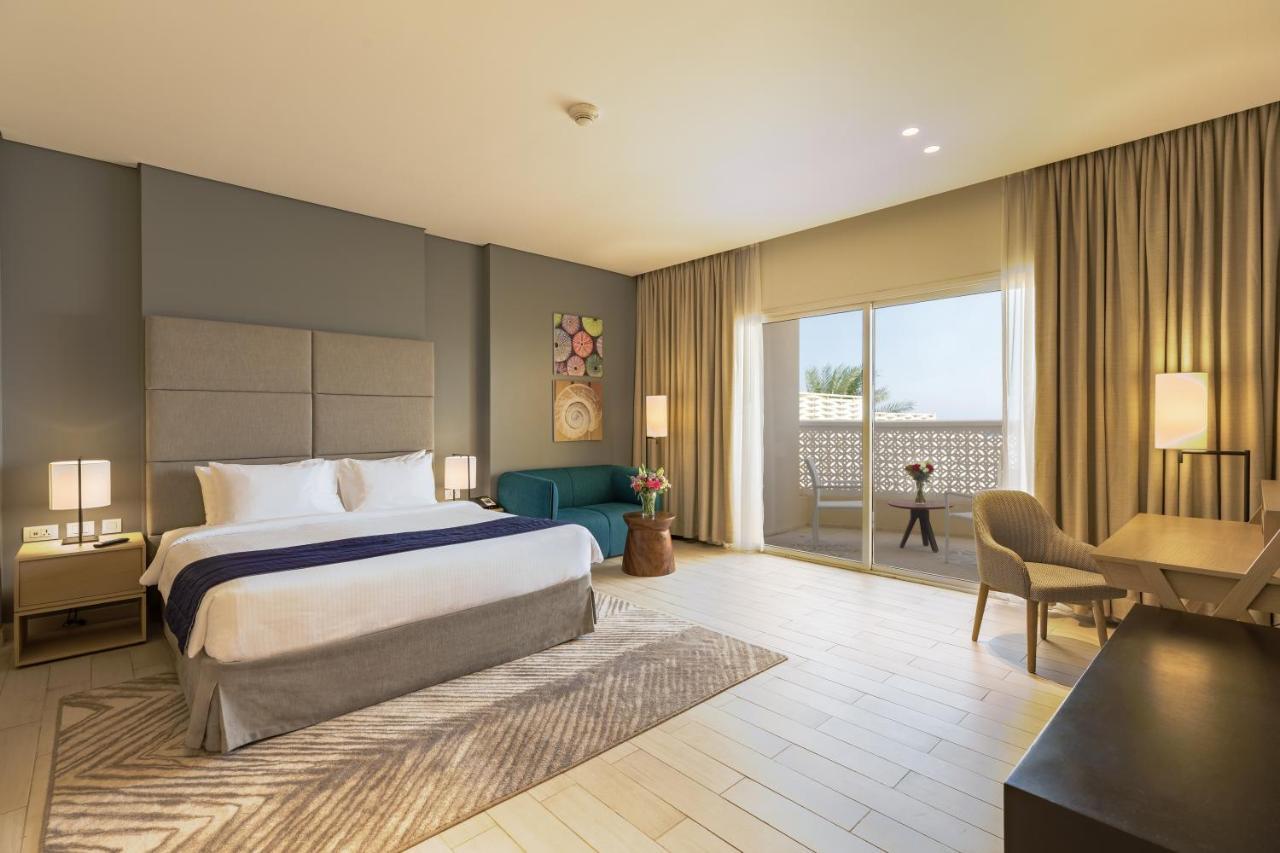 Sealine Beach, A Murwab Resort Mesaieed Exteriör bild Deluxe Room