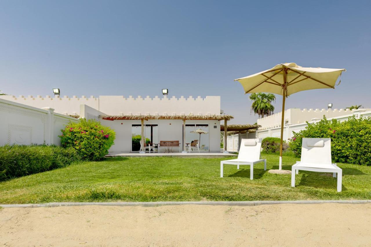 Sealine Beach, A Murwab Resort Mesaieed Exteriör bild A villa in Al Reef