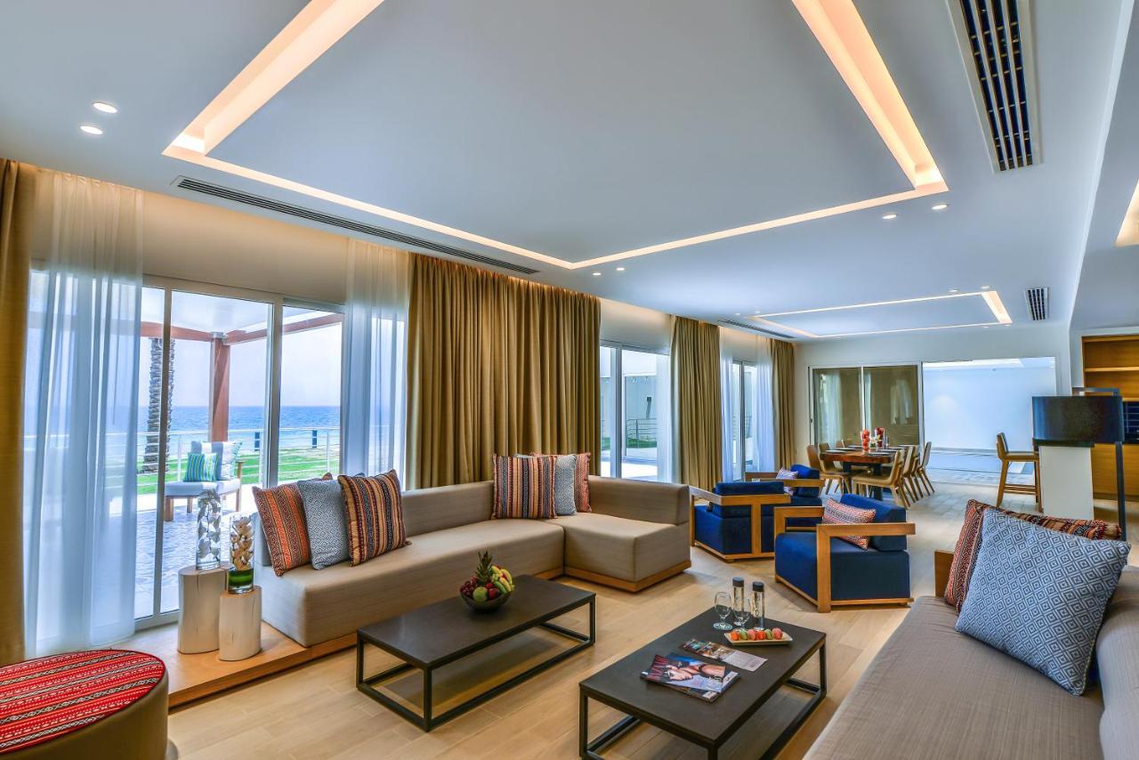 Sealine Beach, A Murwab Resort Mesaieed Exteriör bild A suite at the hotel